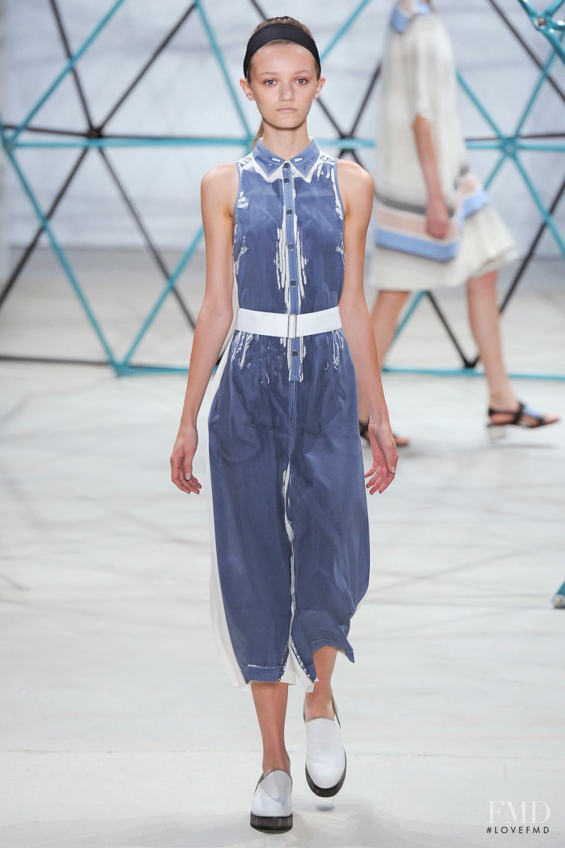 Peyton Knight featured in  the SUNO fashion show for Spring/Summer 2016