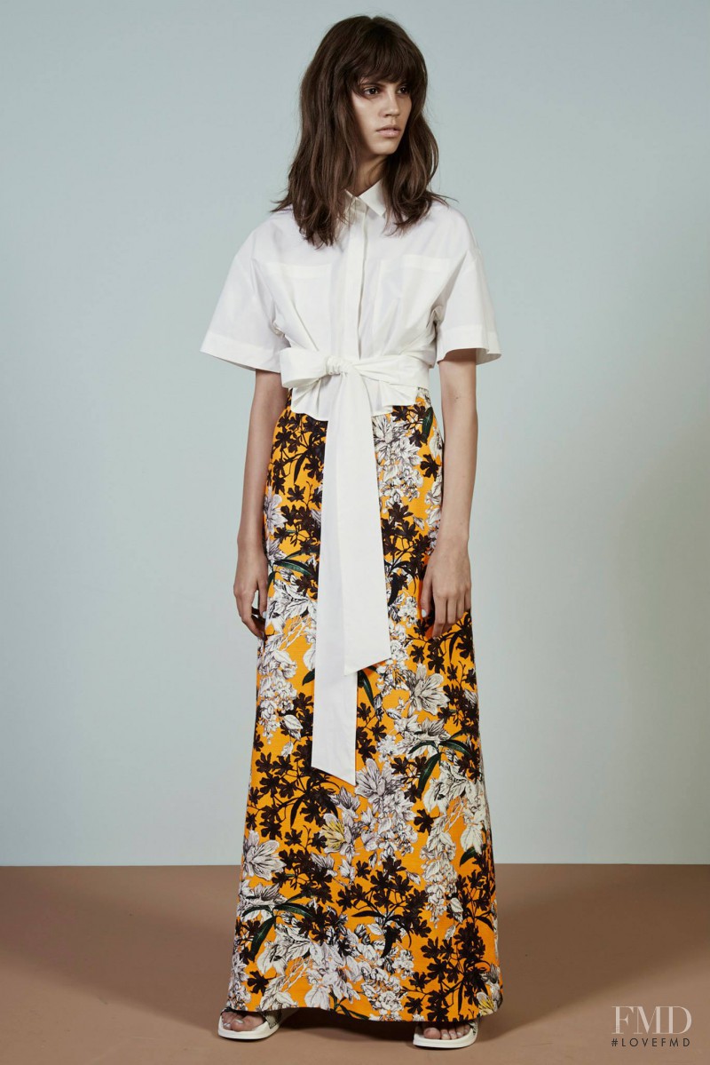 Antonina Petkovic featured in  the MSGM lookbook for Resort 2015