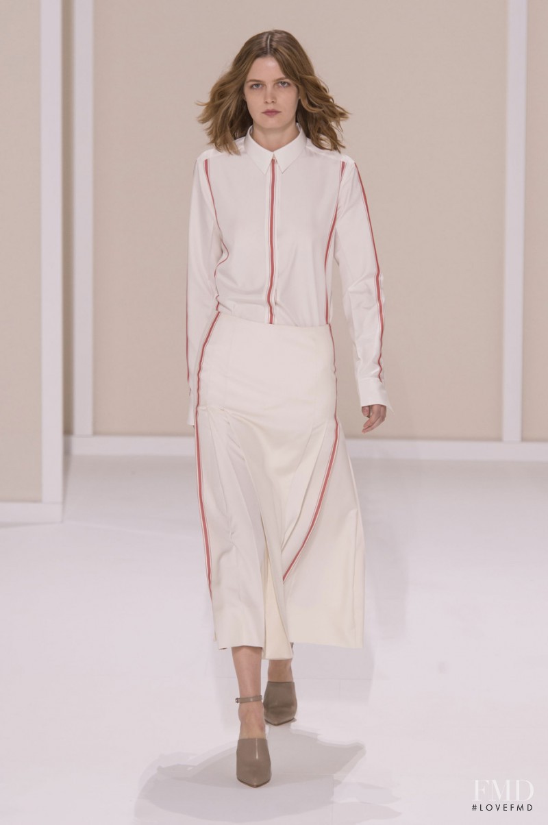 Zlata Mangafic featured in  the Hermès fashion show for Spring/Summer 2016