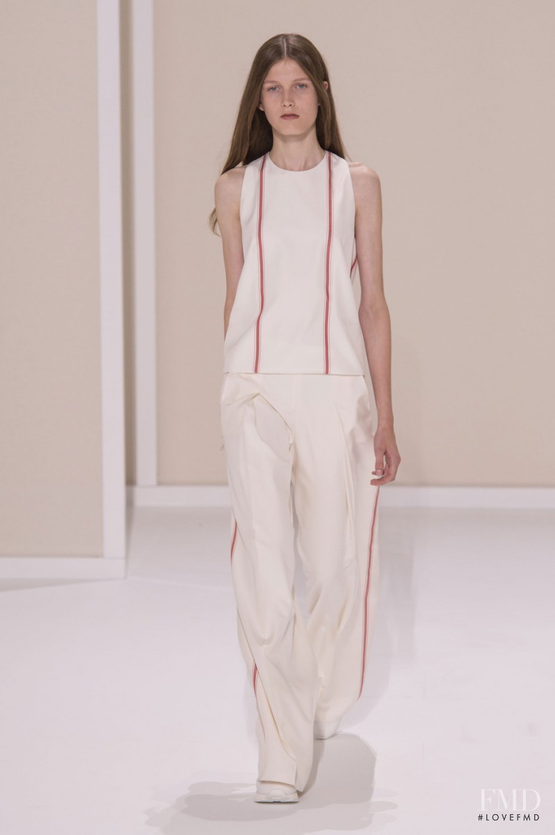 Tessa Bruinsma featured in  the Hermès fashion show for Spring/Summer 2016