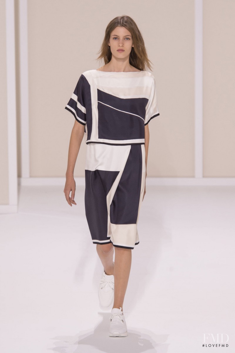 Louise Lefebure featured in  the Hermès fashion show for Spring/Summer 2016