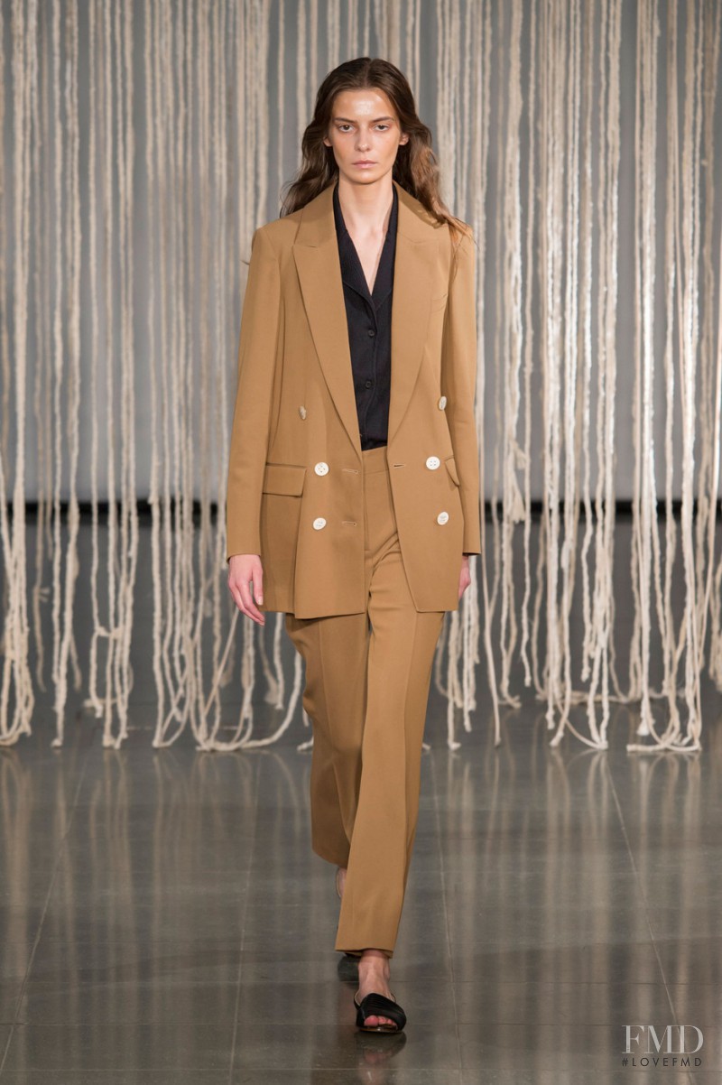 Barbara Casasola fashion show for Spring/Summer 2016