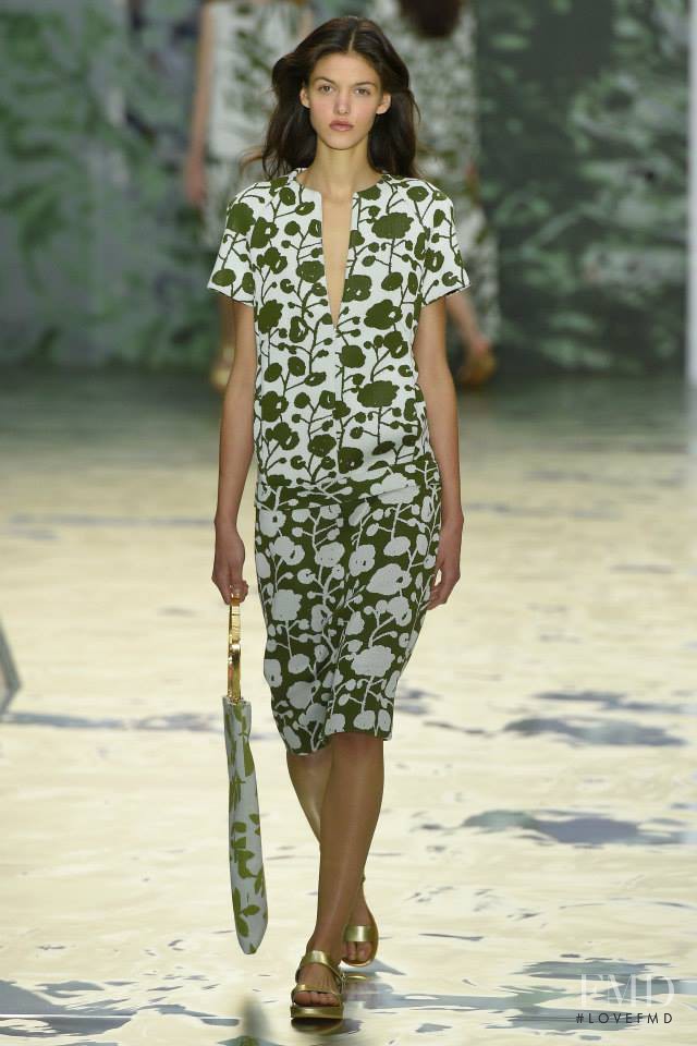 Jasper Conran fashion show for Spring/Summer 2016