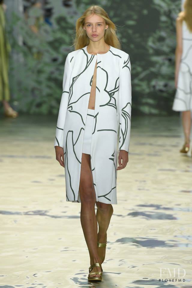 Jasper Conran fashion show for Spring/Summer 2016