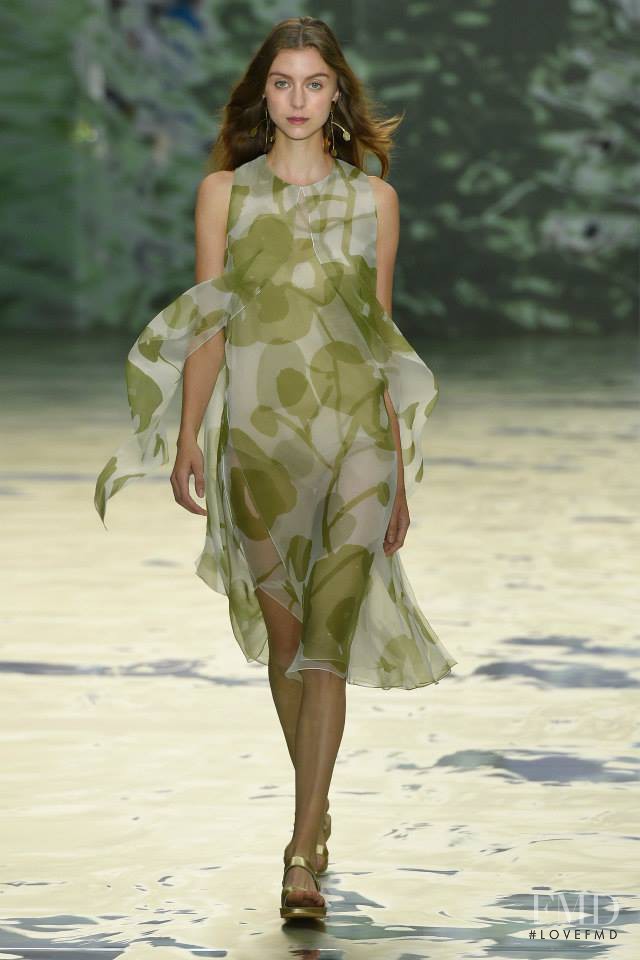Jasper Conran fashion show for Spring/Summer 2016