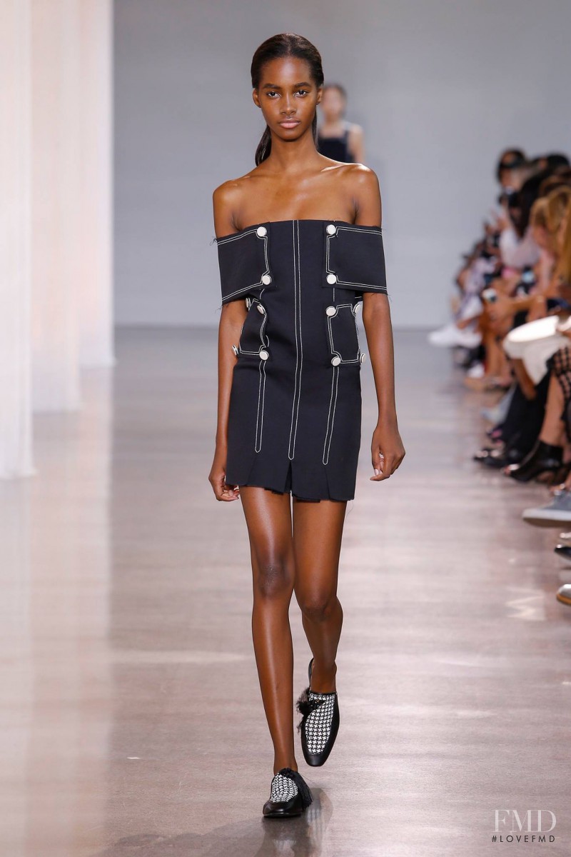 Tami Williams featured in  the EDUN fashion show for Spring/Summer 2016