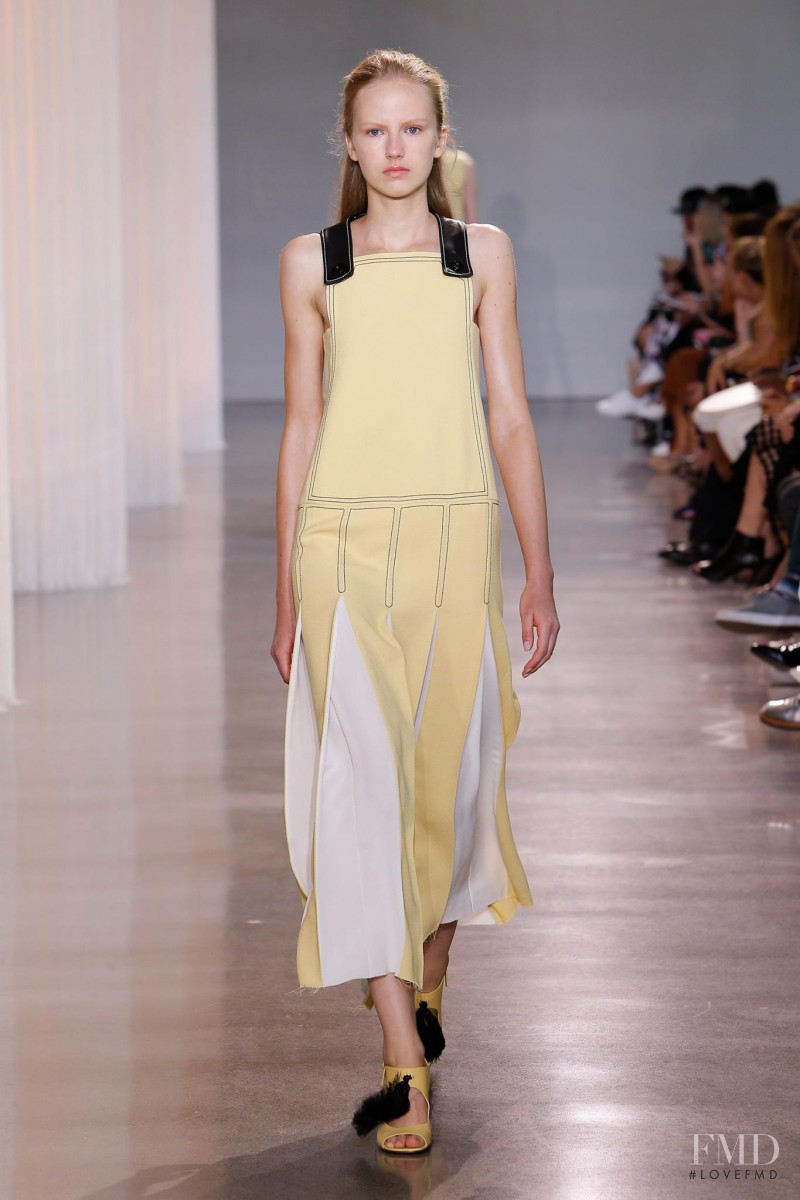 Paula Galecka featured in  the EDUN fashion show for Spring/Summer 2016