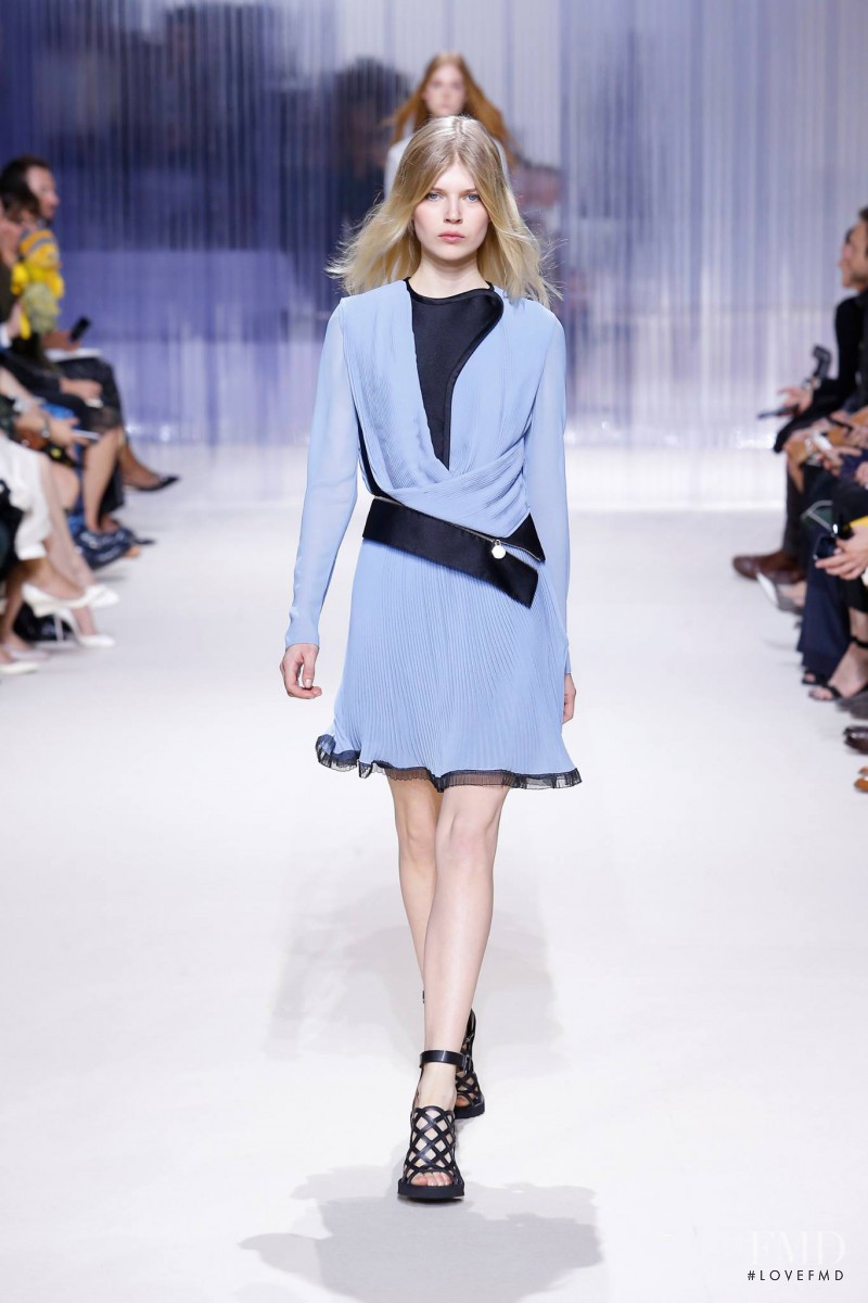 Ola Rudnicka featured in  the Carven fashion show for Spring/Summer 2016