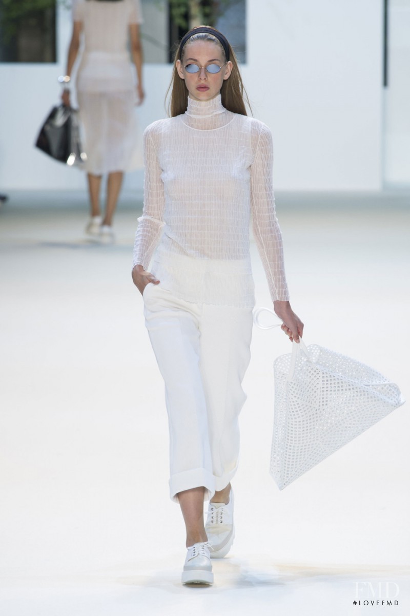 Lauren de Graaf featured in  the Akris fashion show for Spring/Summer 2016