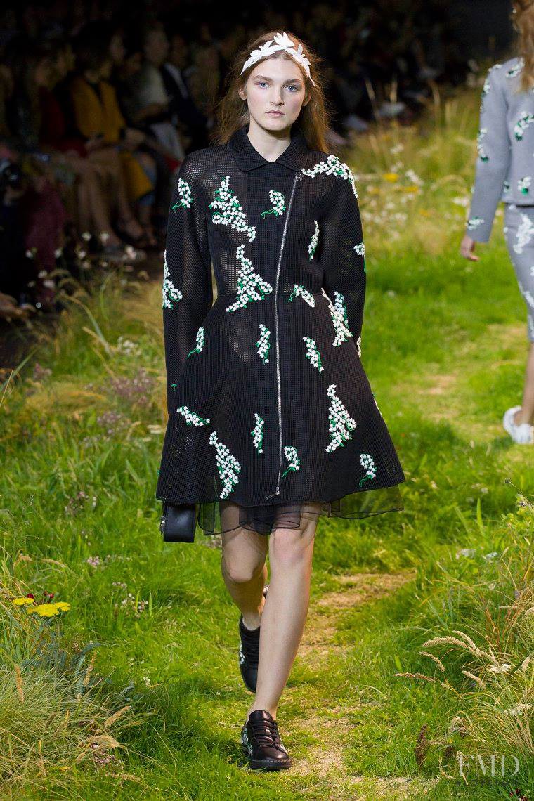 Moncler Gamme Rouge fashion show for Spring/Summer 2016