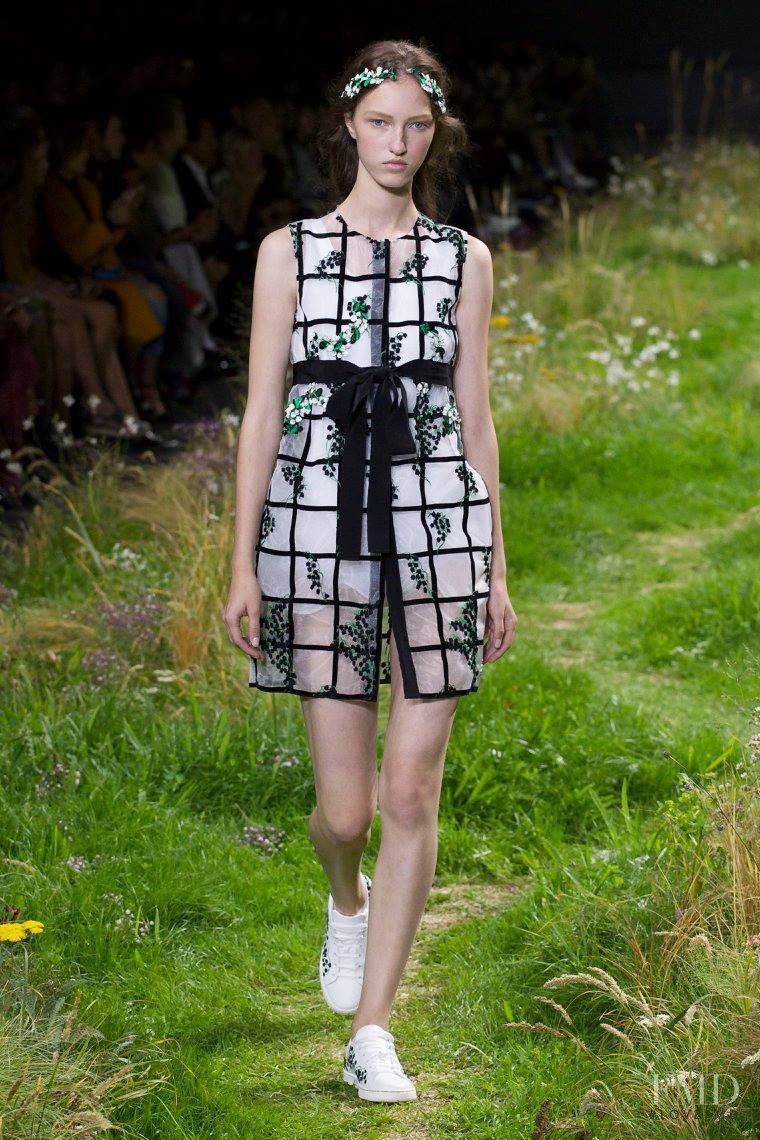 Liza Ostanina featured in  the Moncler Gamme Rouge fashion show for Spring/Summer 2016