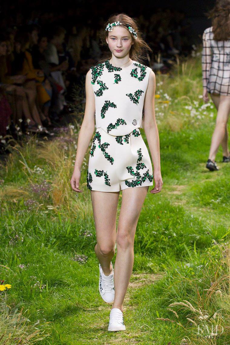 Moncler Gamme Rouge fashion show for Spring/Summer 2016