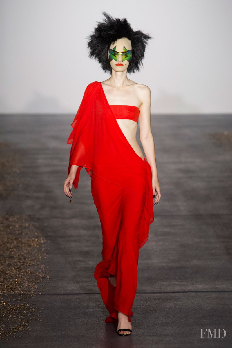 Lisa Verberght featured in  the Gareth Pugh fashion show for Spring/Summer 2016