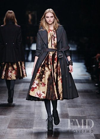 Anabela Belikova featured in  the Burberry Prorsum fashion show for Autumn/Winter 2009