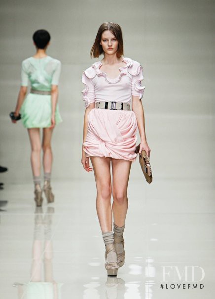 Sara Blomqvist featured in  the Burberry Prorsum fashion show for Spring/Summer 2010
