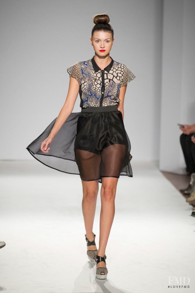 Paola Frani fashion show for Spring/Summer 2014