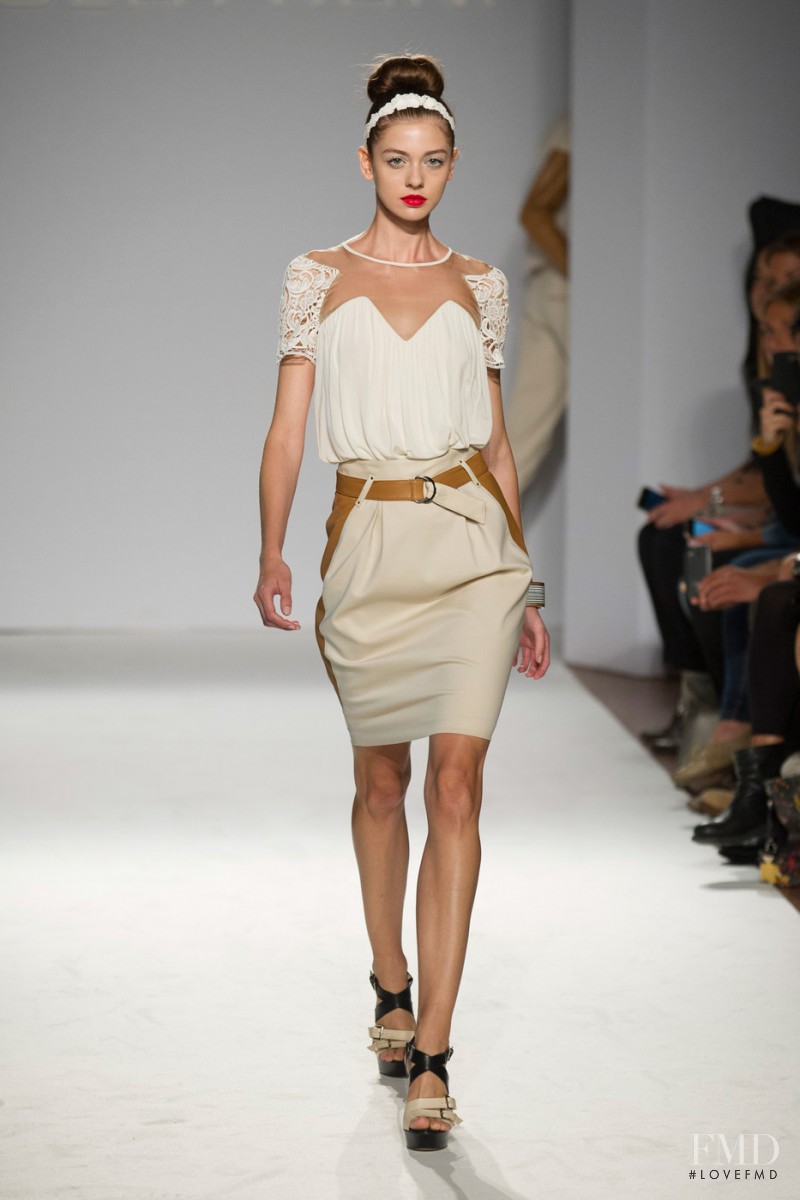 Paola Frani fashion show for Spring/Summer 2014