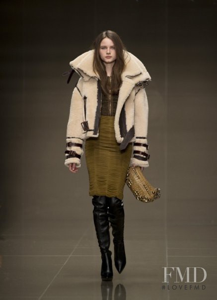 Anna de Rijk featured in  the Burberry Prorsum fashion show for Autumn/Winter 2010