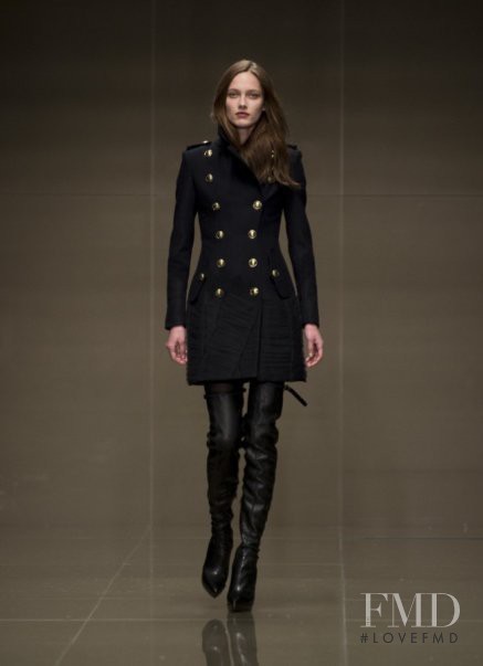 Karmen Pedaru featured in  the Burberry Prorsum fashion show for Autumn/Winter 2010