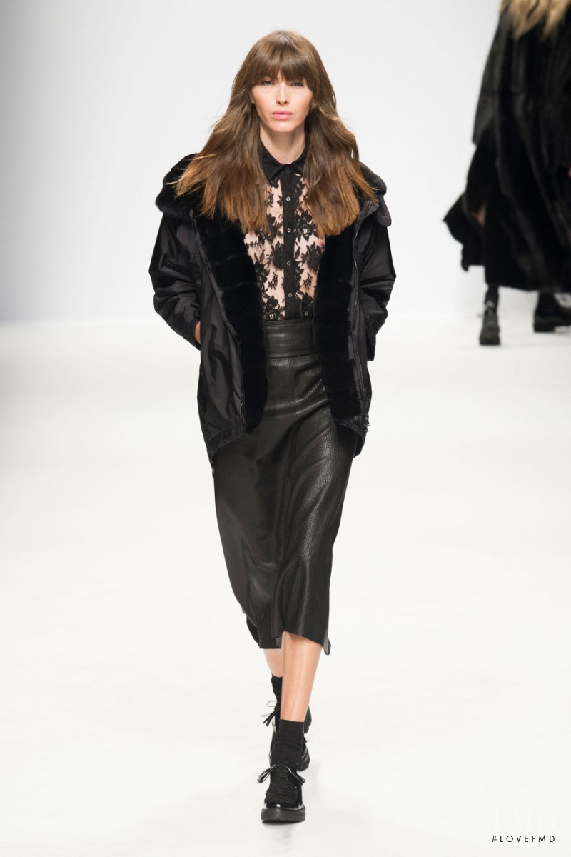 Simonetta Ravizza fashion show for Autumn/Winter 2015