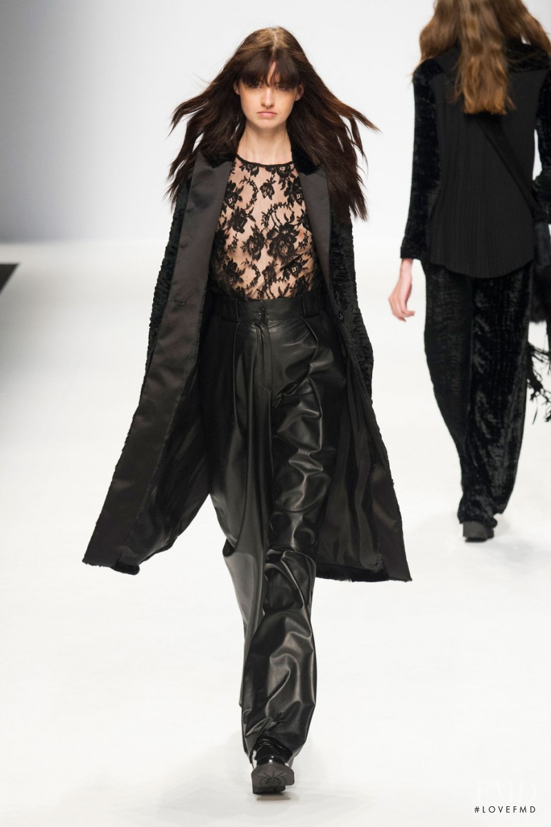 Baylee Soles featured in  the Simonetta Ravizza fashion show for Autumn/Winter 2015