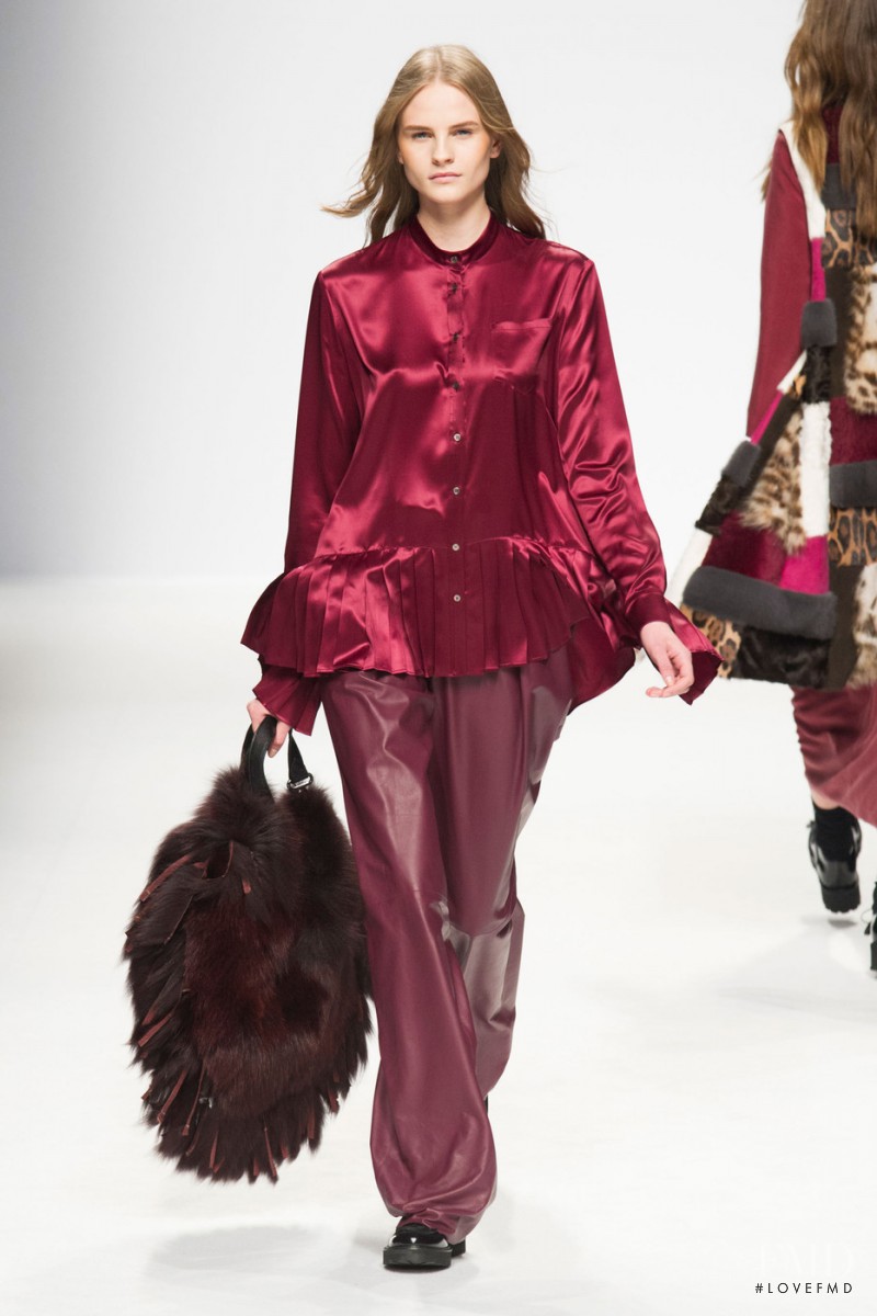 Simonetta Ravizza fashion show for Autumn/Winter 2015