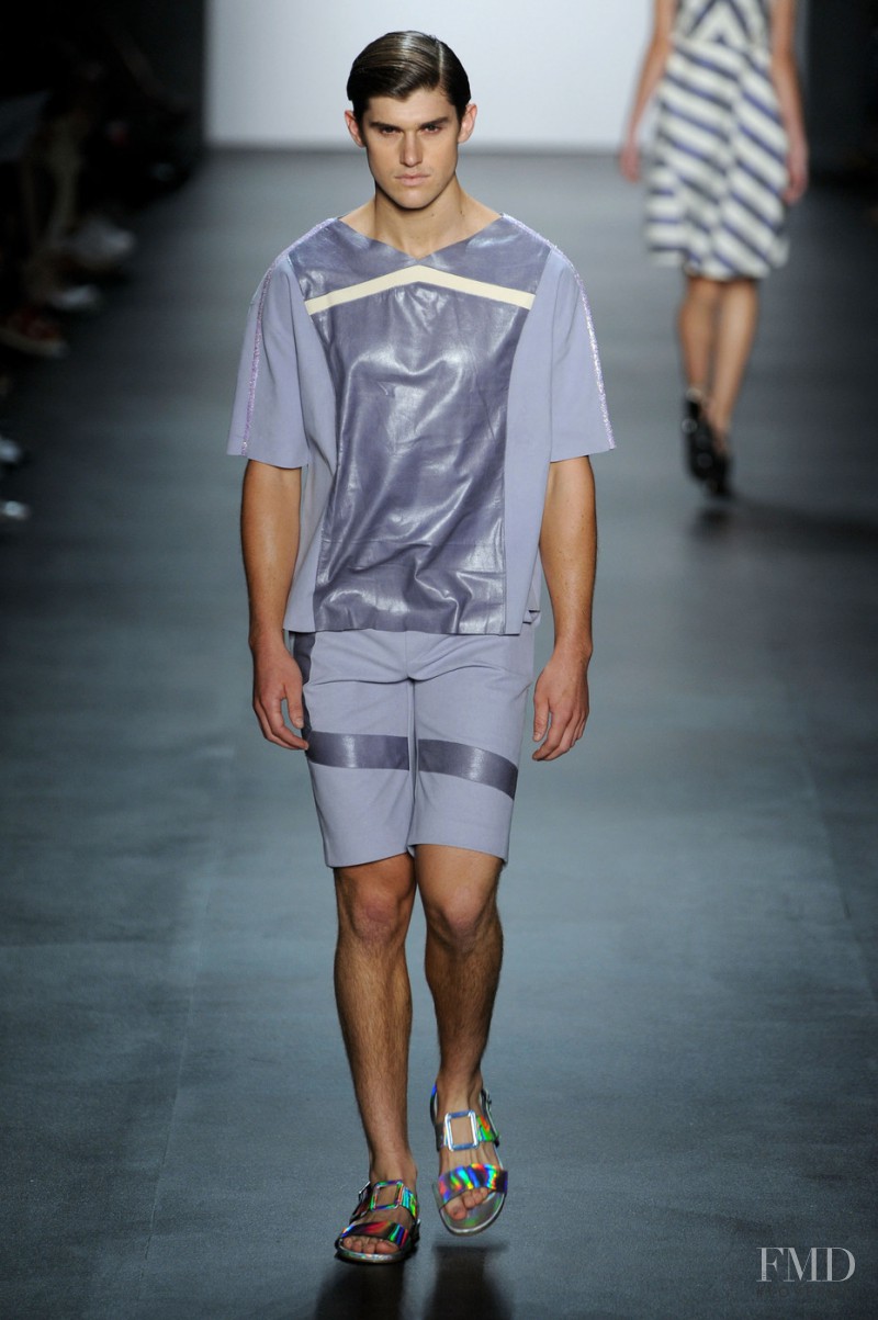 Son Jung Wan fashion show for Spring/Summer 2016