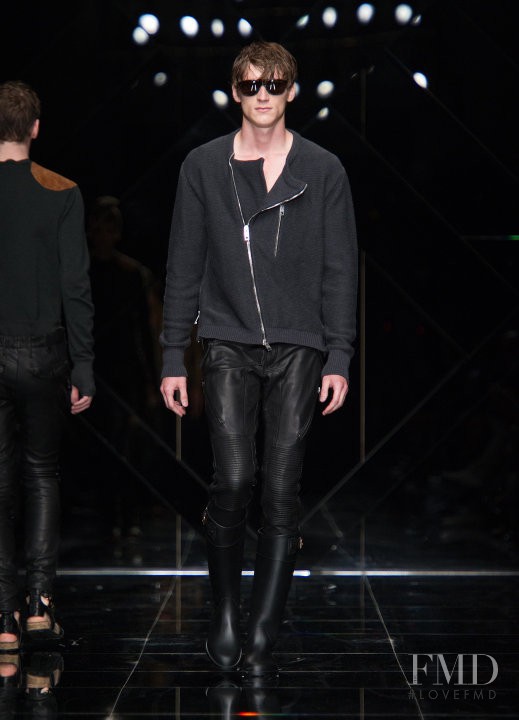 Burberry Prorsum fashion show for Spring/Summer 2011