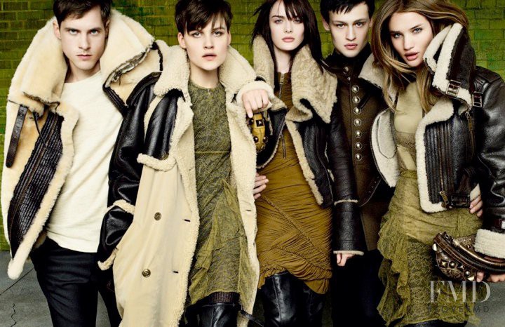 Nina Porter featured in  the Burberry advertisement for Autumn/Winter 2010