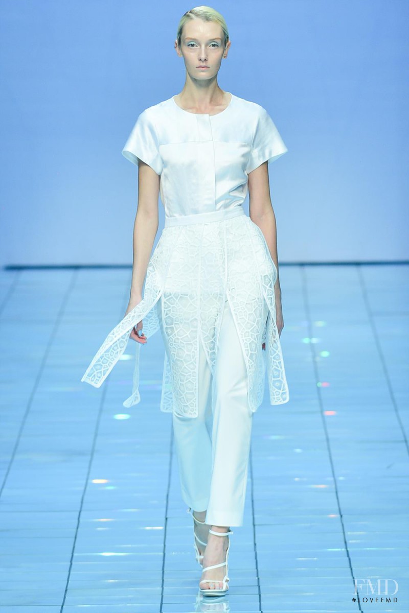 Lie Sang Bong fashion show for Spring/Summer 2015