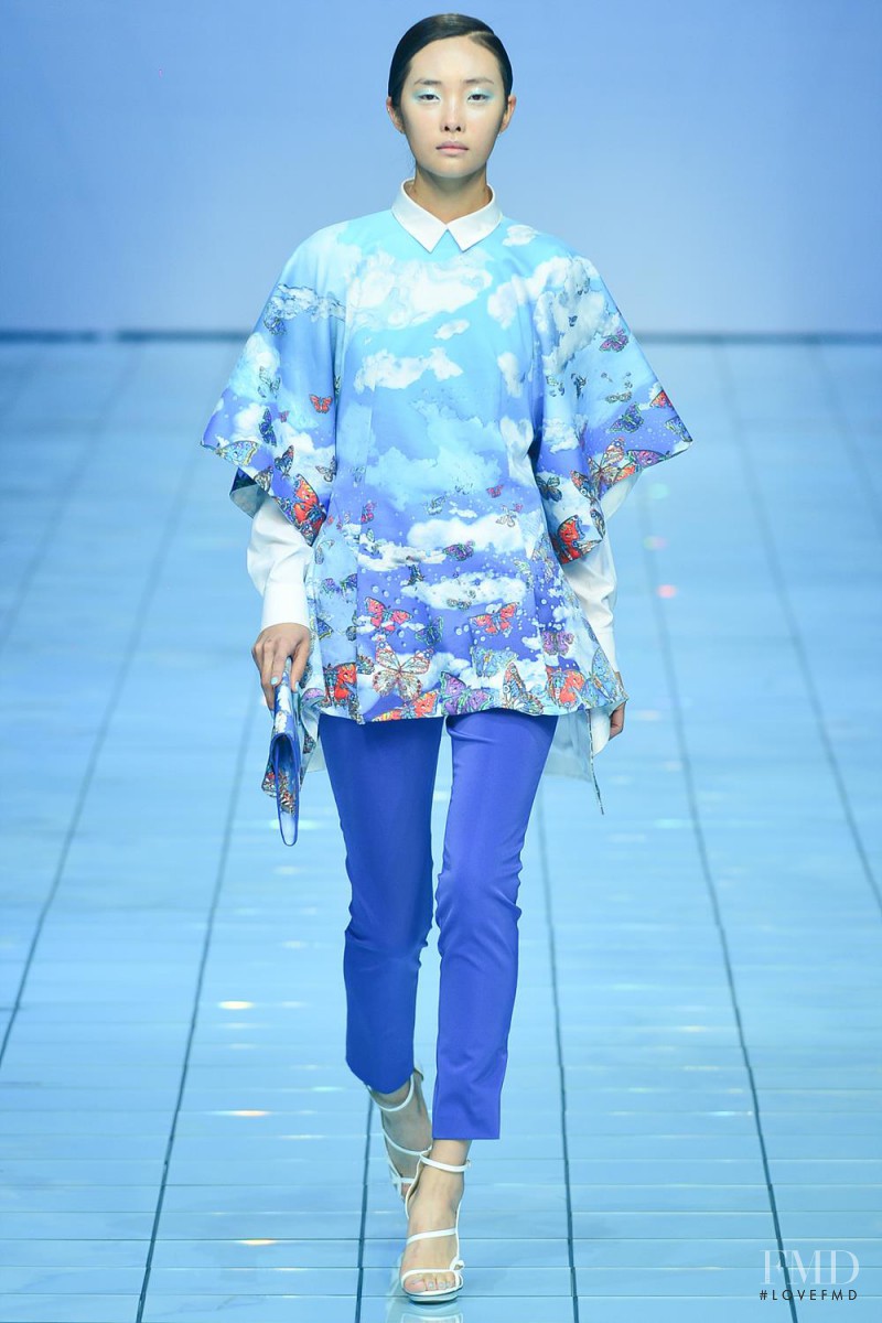 Lie Sang Bong fashion show for Spring/Summer 2015