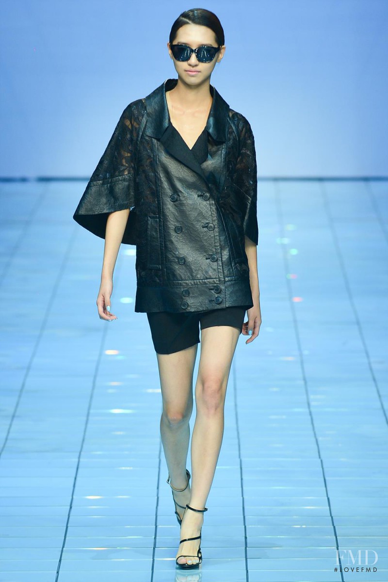 Lie Sang Bong fashion show for Spring/Summer 2015