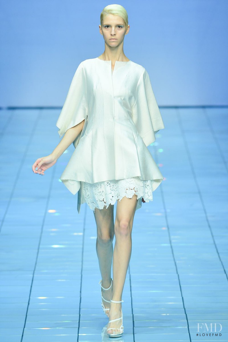 Lie Sang Bong fashion show for Spring/Summer 2015