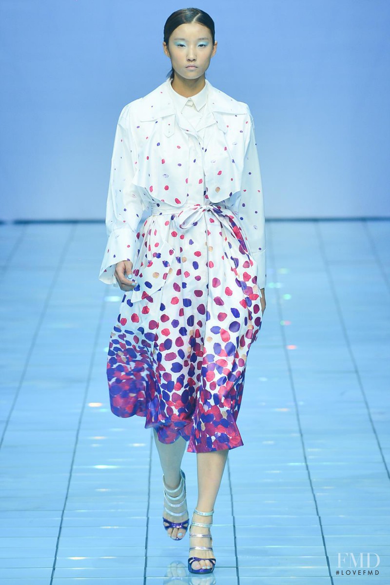 Lie Sang Bong fashion show for Spring/Summer 2015