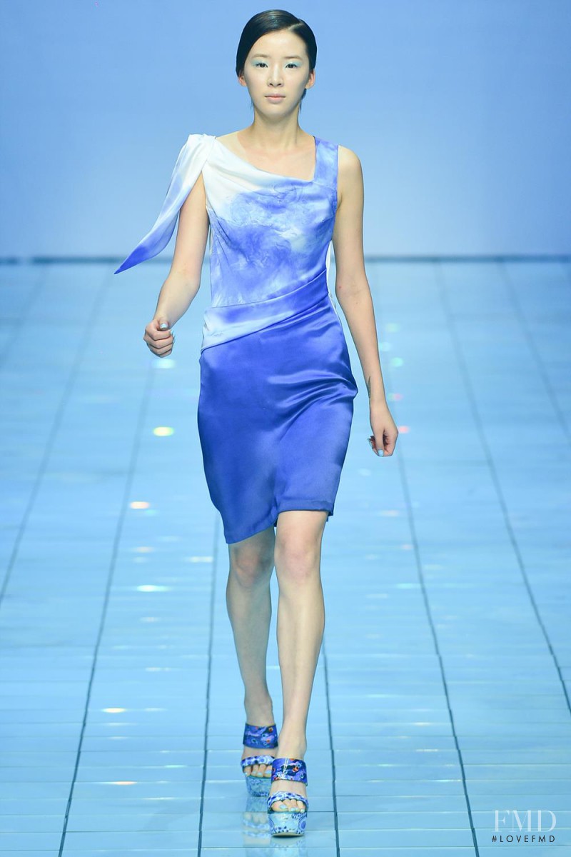 Lie Sang Bong fashion show for Spring/Summer 2015