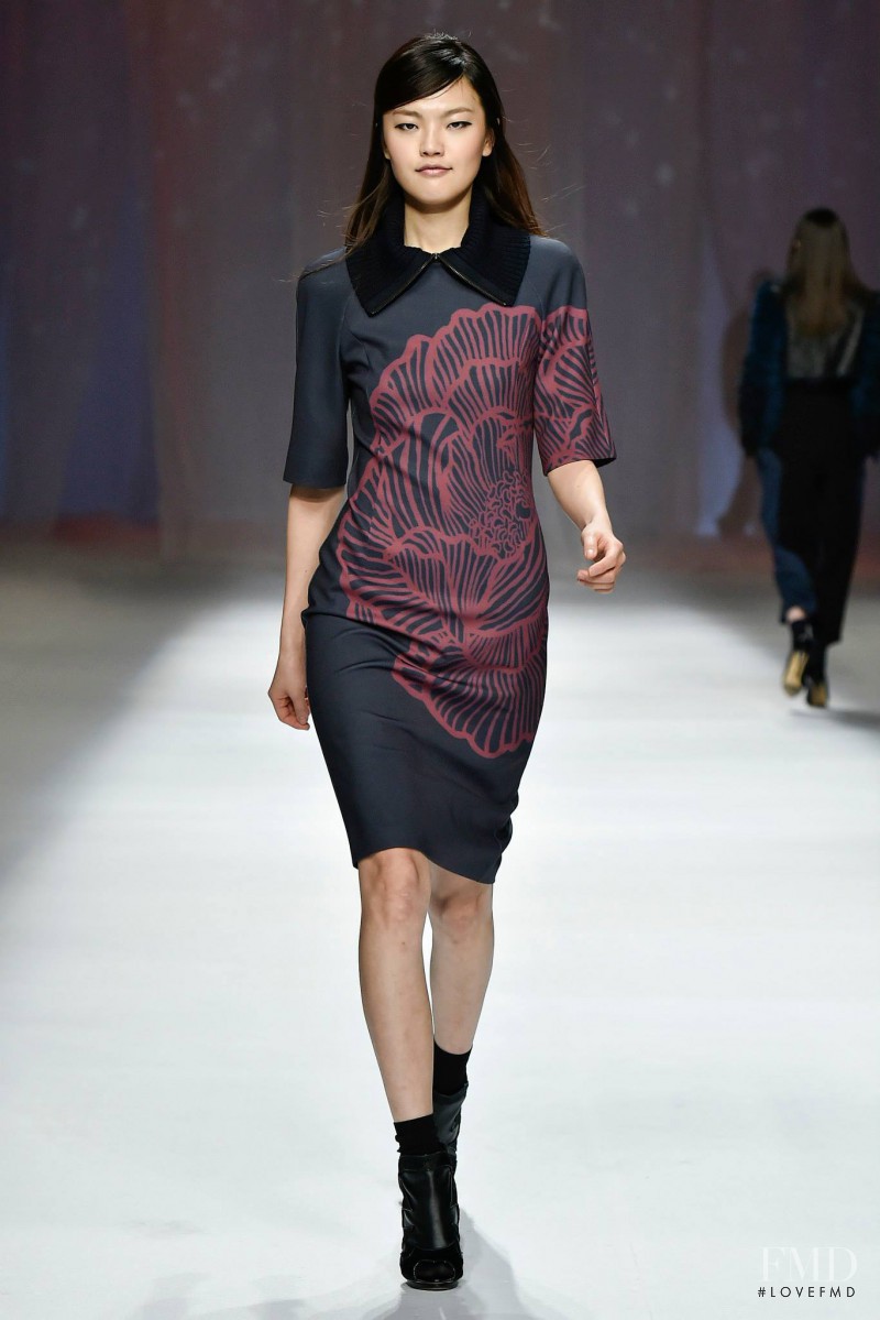 Lie Sang Bong fashion show for Autumn/Winter 2015