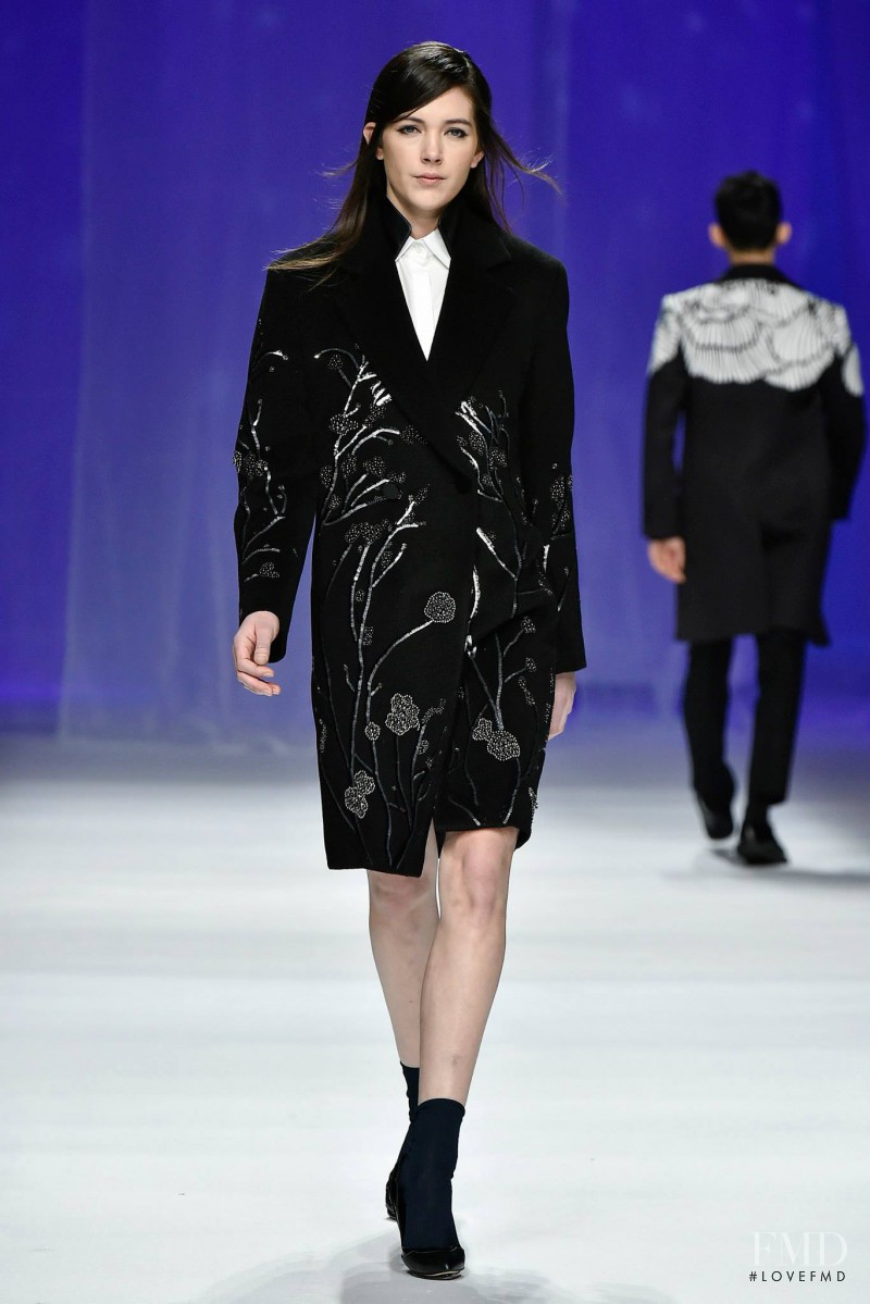 Lie Sang Bong fashion show for Autumn/Winter 2015