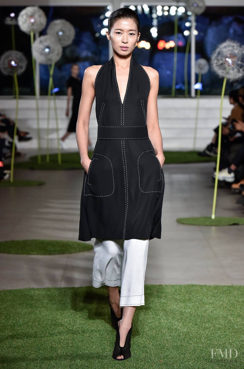 Lie Sang Bong fashion show for Spring/Summer 2016