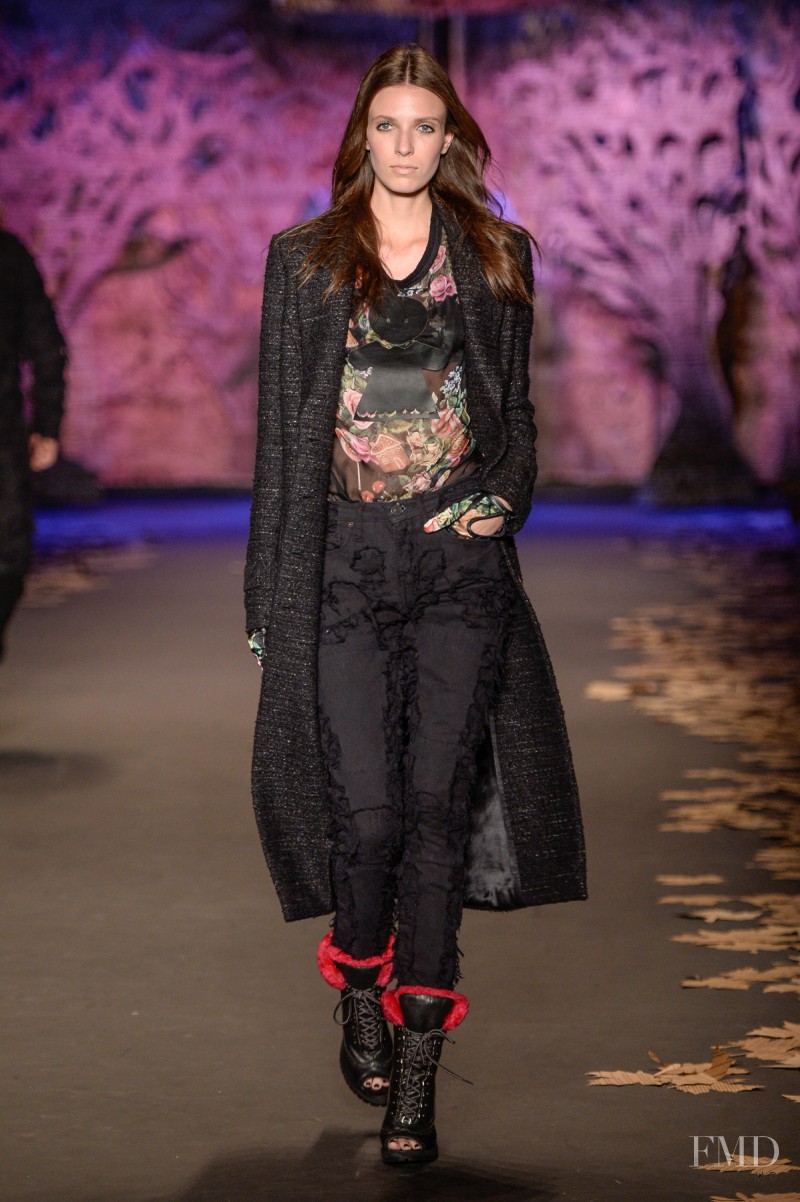 Larissa Mascarenhas featured in  the Cavalera fashion show for Autumn/Winter 2015