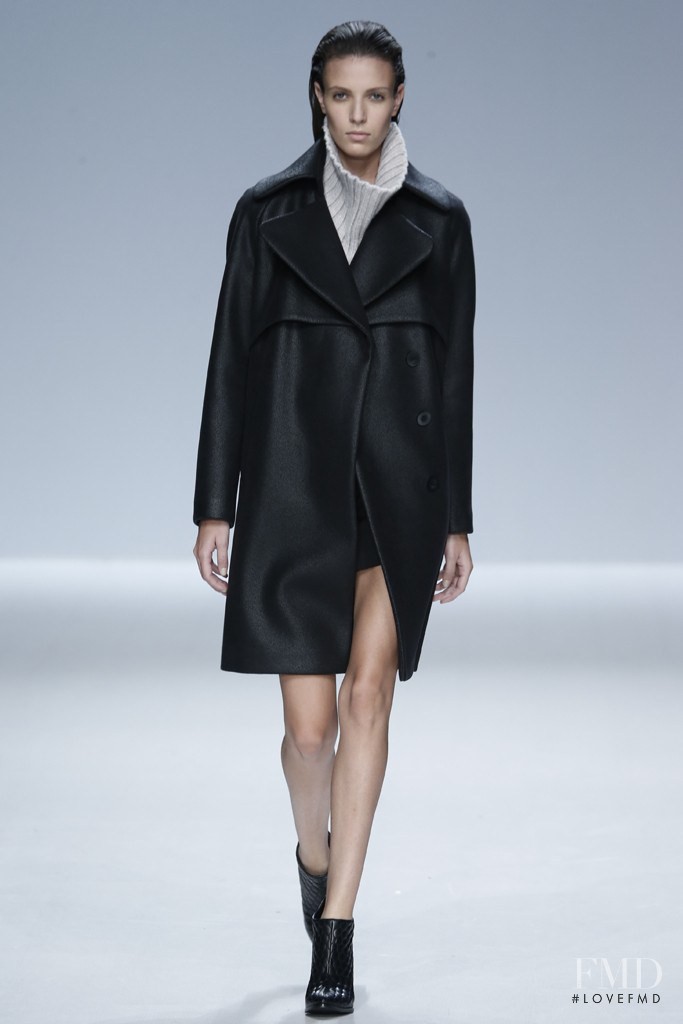 Larissa Mascarenhas featured in  the Taoray Wang fashion show for Autumn/Winter 2015