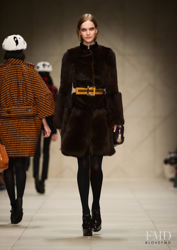 Mirte Maas featured in  the Burberry Prorsum fashion show for Autumn/Winter 2011