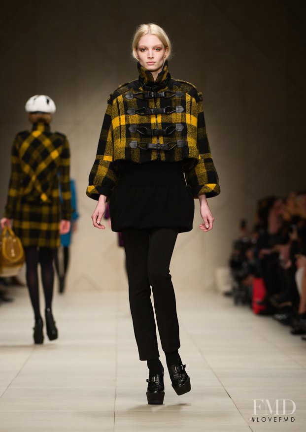 Melissa Tammerijn featured in  the Burberry Prorsum fashion show for Autumn/Winter 2011