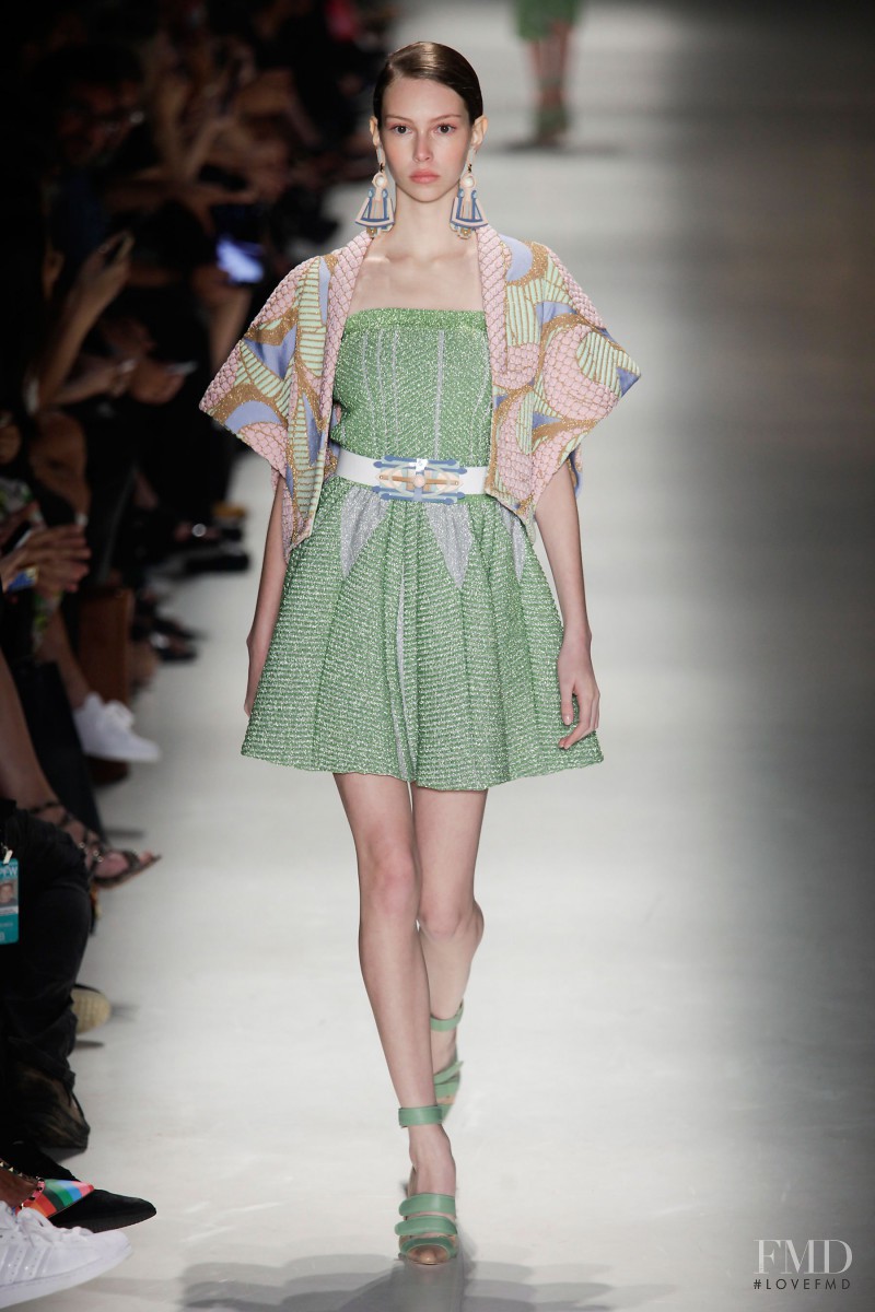 Lorena Maraschi featured in  the GIG fashion show for Spring/Summer 2016