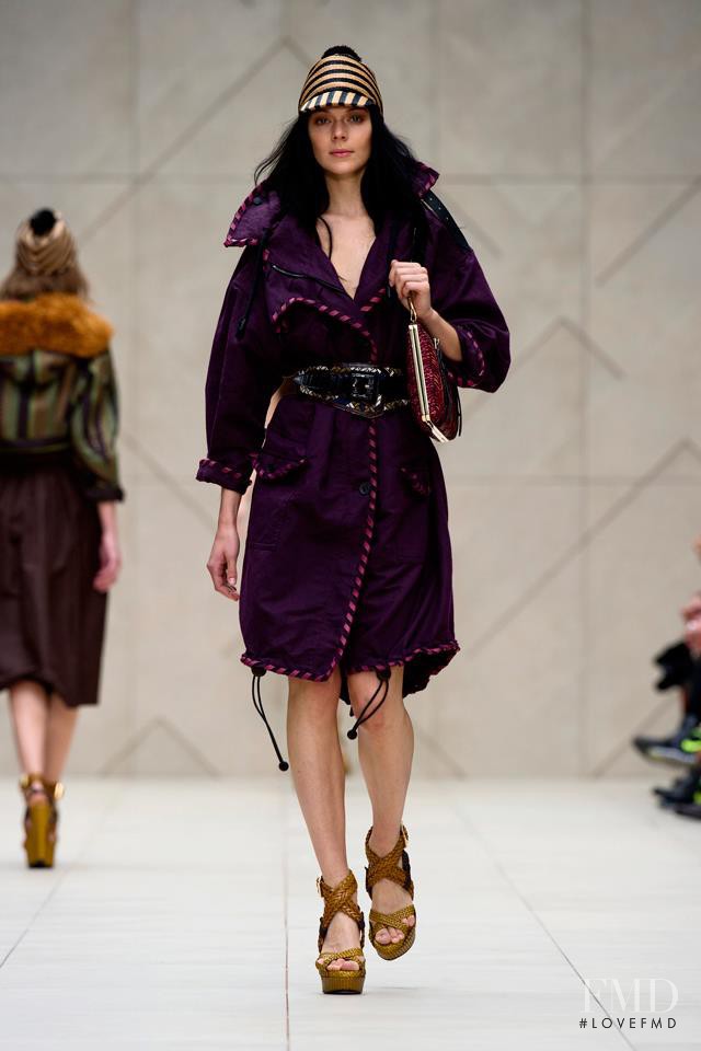 Kinga Rajzak featured in  the Burberry Prorsum fashion show for Spring/Summer 2012
