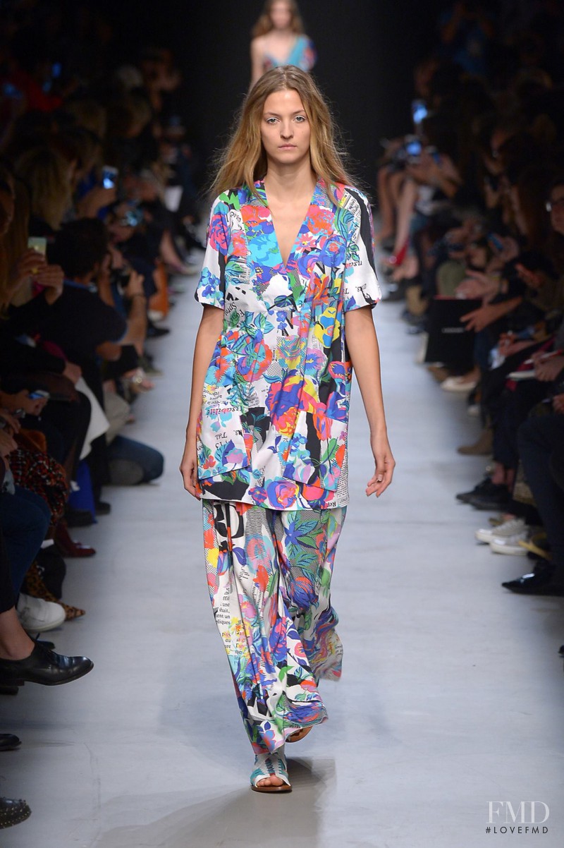 Emeline Ghesquiere featured in  the Leonard fashion show for Spring/Summer 2016