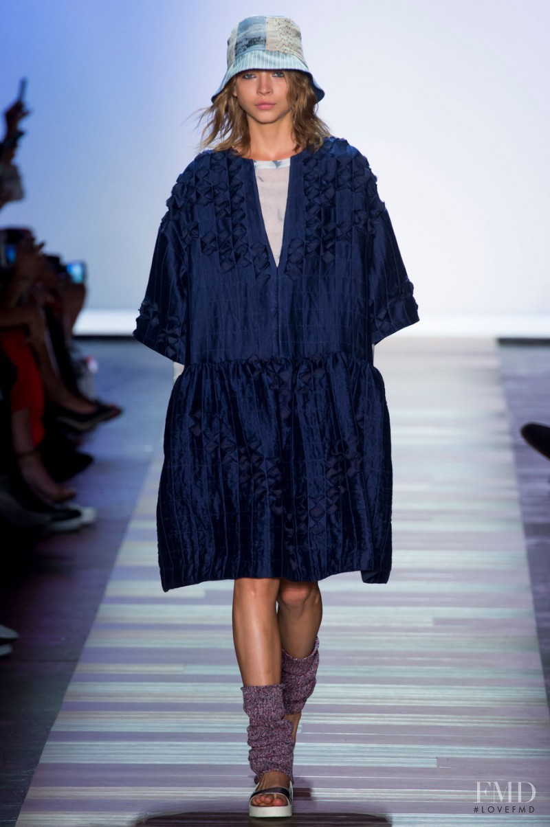 BCBG By Max Azria fashion show for Spring/Summer 2016