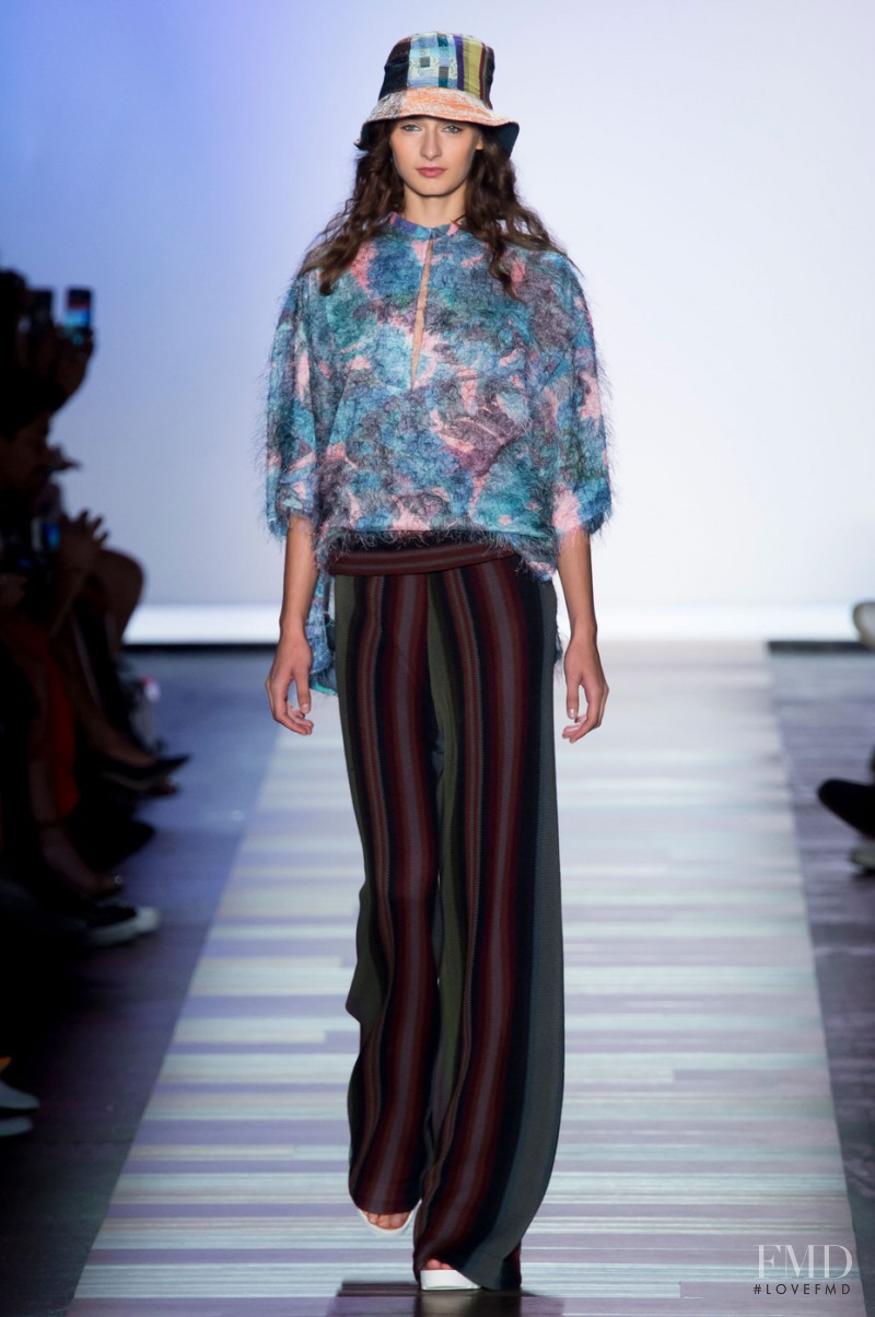 BCBG By Max Azria fashion show for Spring/Summer 2016