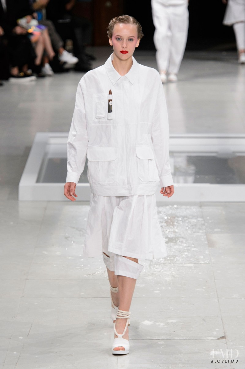 Hussein Chalayan fashion show for Spring/Summer 2016