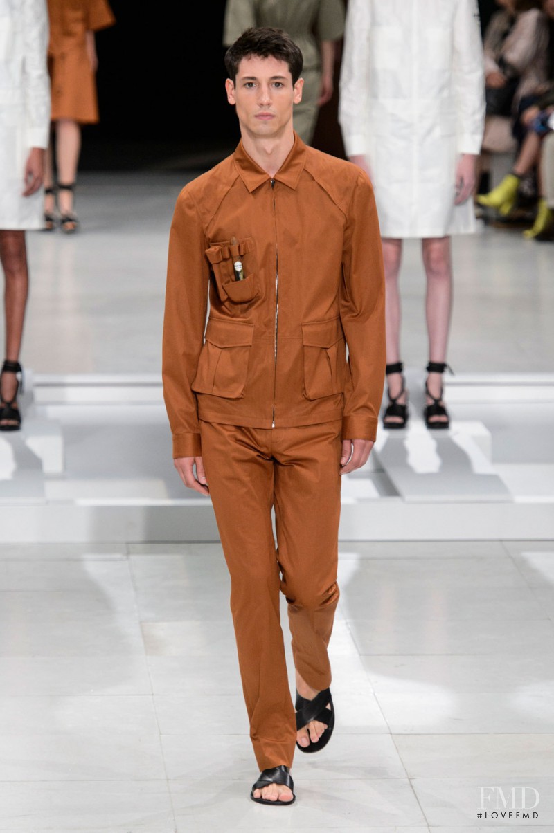 Hussein Chalayan fashion show for Spring/Summer 2016