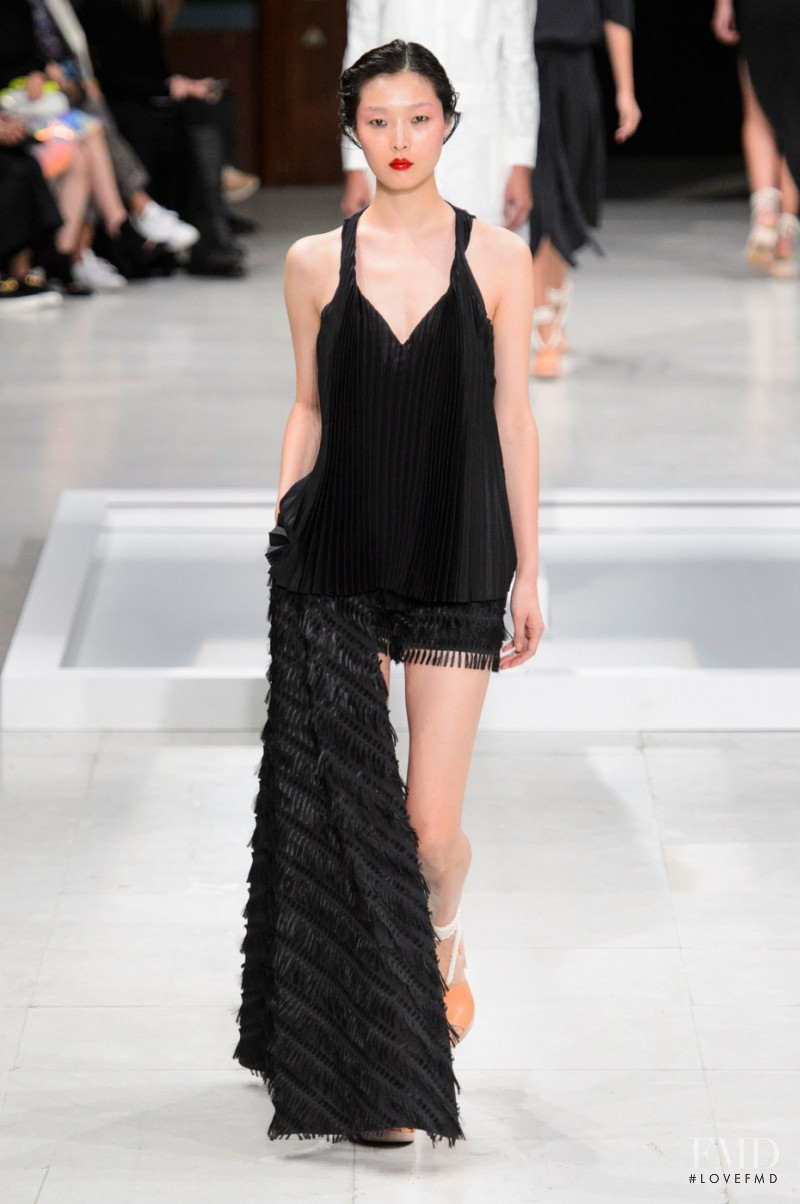 Hussein Chalayan fashion show for Spring/Summer 2016